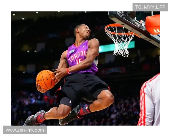 格林全明星扣篮震撼全场，展现惊人弹跳与空中技巧